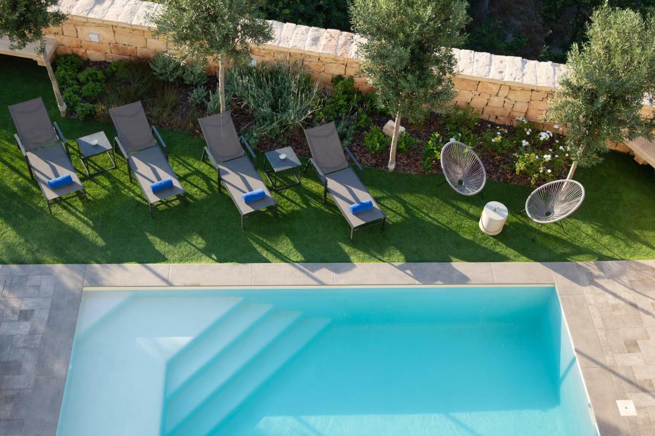Bed and Breakfast The Valley Saint Julian's Екстер'єр фото